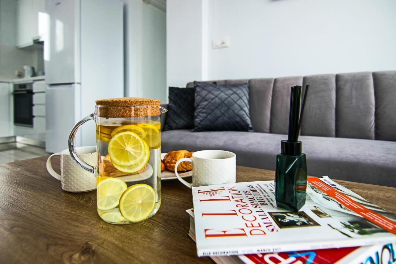 Phaedrus Living - Seaside Executive Flat Harbour 208 Apartment Пафос Екстериор снимка
